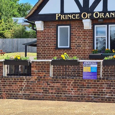 Prince Of Orange 호텔 그레이브젠드 외부 사진